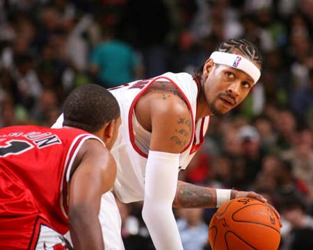 31岁乌姆蒂蒂近1年没踢球,巅峰身价7000万如今剩250万.